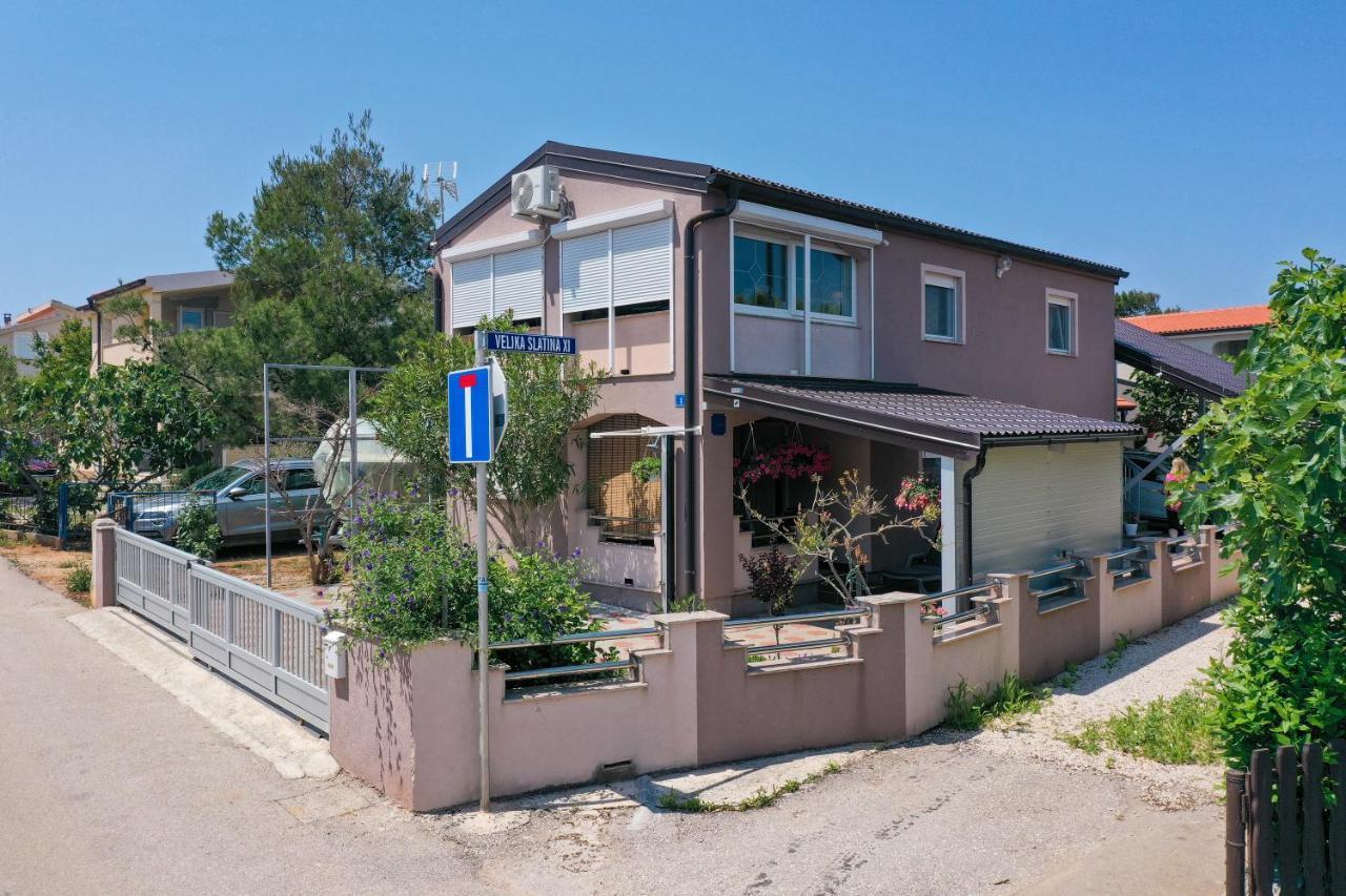 Two Bedroom Apartment Sunset Vir Exterior foto